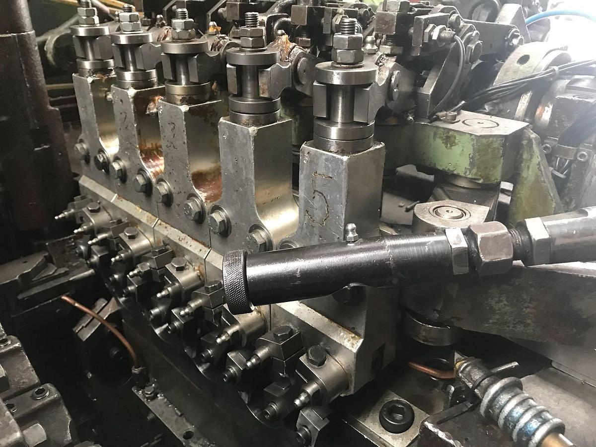 Gebraucht NATIONAL 500 CF – 5 Matrizen / 5-Stufen Parts Former mit Universaltransfer