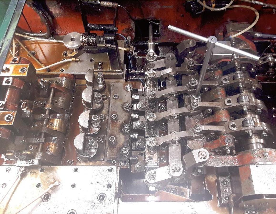 Gebraucht SACMA SP37 – 7-Stufen / 4-Matrizen Mehrstufenpresse (Boltmaker)