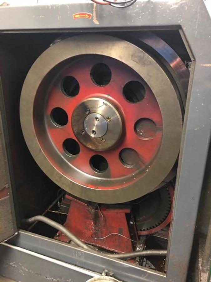 Gebraucht ASAHI OKUMA AOT-10B – 2 Matrizen / 2-Schlag Mehrstufenpresse (Cold Header)