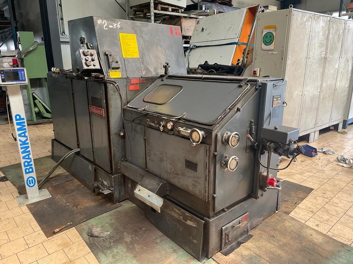 Gebraucht 1985 NATIONAL 51 Rivet Header