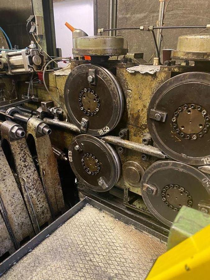 Gebraucht NEDSCHROEF HPT 6 – 4 Matrizen / 7-Stufen Mehrstufenpresse (Boltmaker)