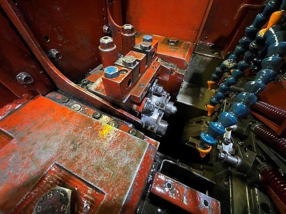 Used 1993 NATIONAL FORMAX FX22M