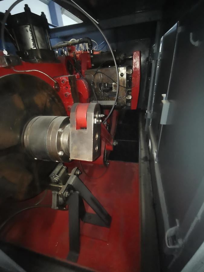 Gebraucht CHUN ZU CBF 63S – 3 Matrizen / 3-Stufen Mehrstufenpresse (Bolt Former)