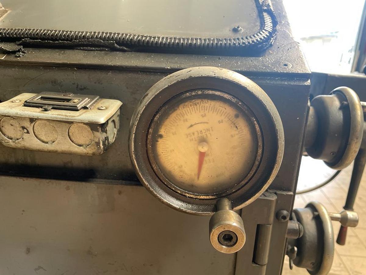 Gebraucht 1985 NATIONAL 51 Rivet Header