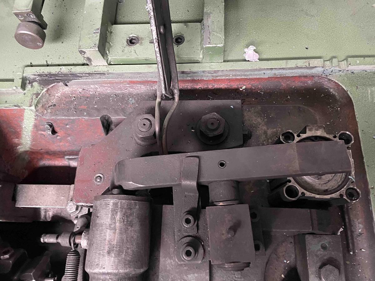 Gebraucht NATIONAL 56 – 2 Matrizen / 3-Schlag Mehrstufenpresse (Cold Header)