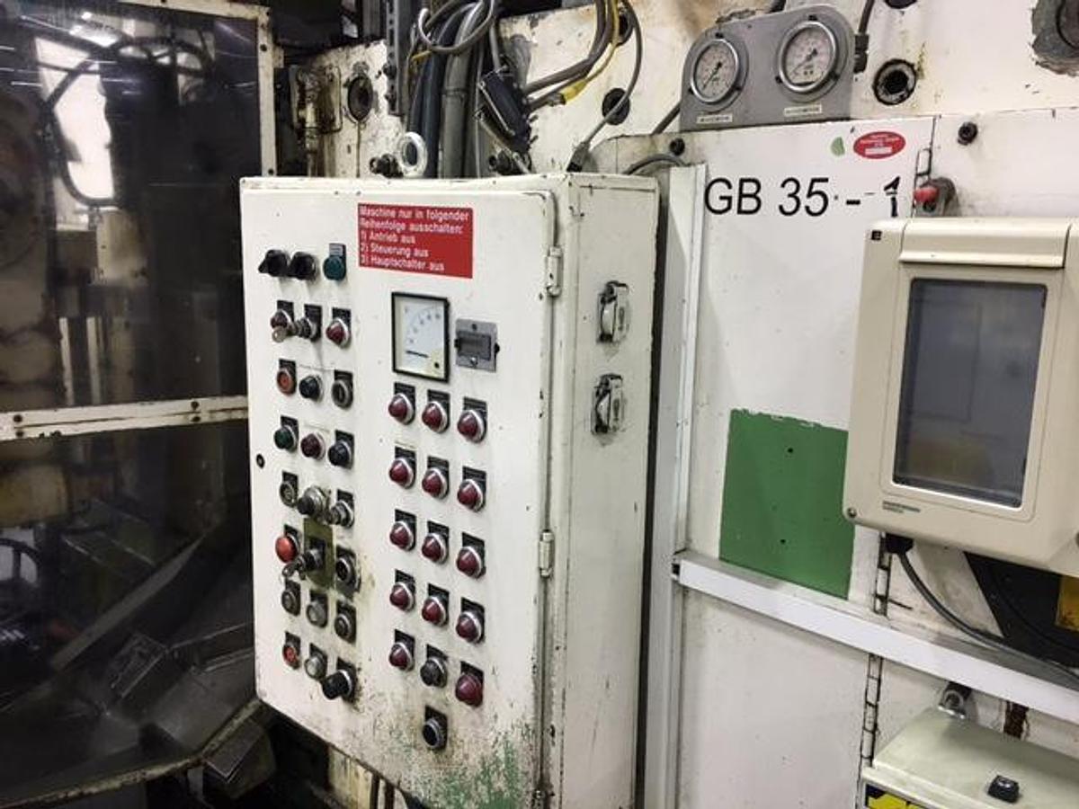 Gebraucht PELTZER & EHLERS GB 35 – 4 Matrizen / 5-Stufen Mehrstufenpresse (Progressive Header)