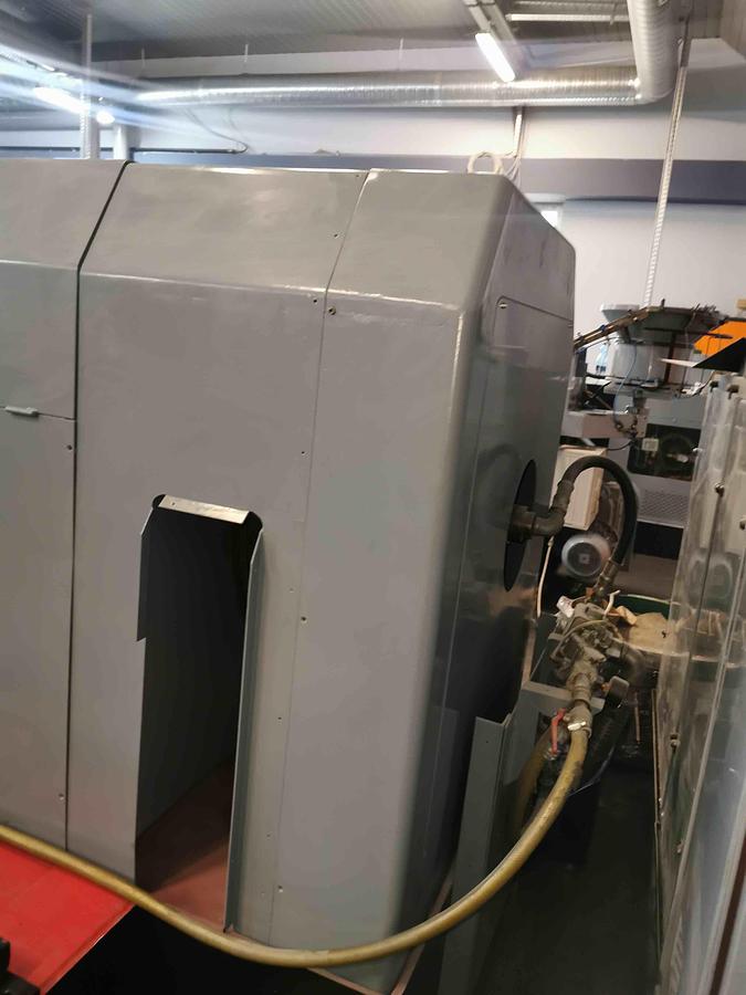 Gebraucht CHUN ZU CBF 63S – 3 Matrizen / 3-Stufen Mehrstufenpresse (Bolt Former)