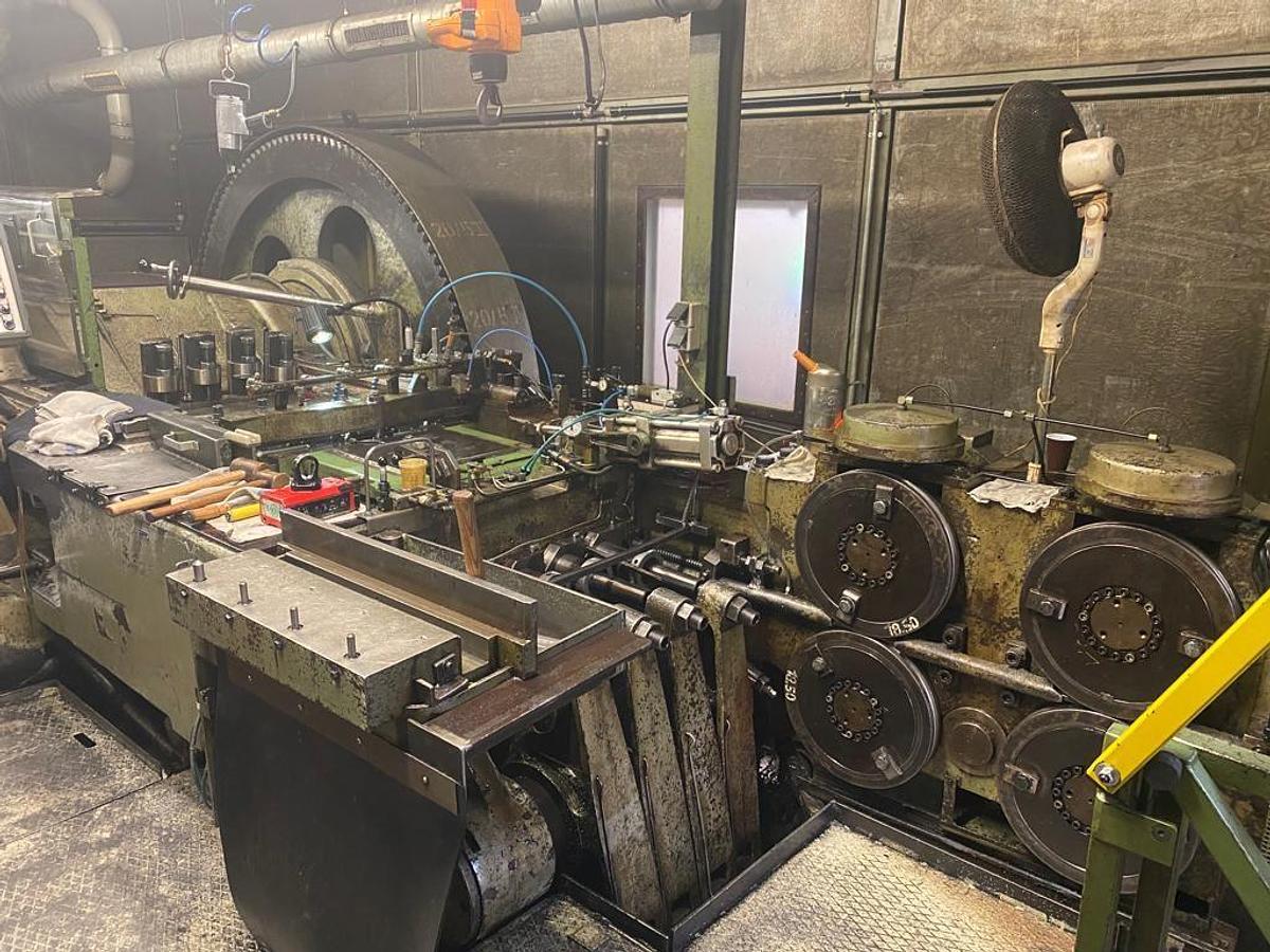 Gebraucht NEDSCHROEF HPT 6 – 4 Matrizen / 7-Stufen Mehrstufenpresse (Boltmaker)