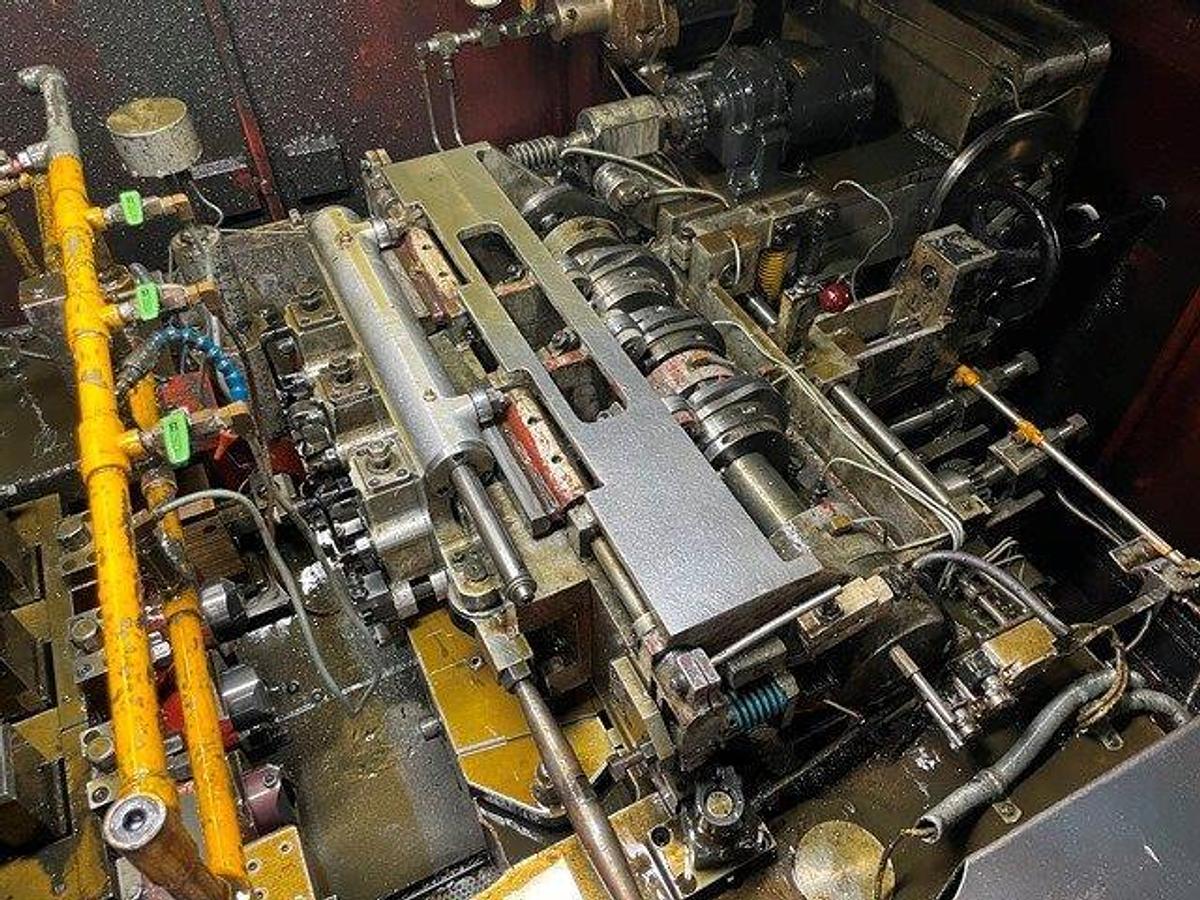 Gebraucht ASAHI OKUMA BF-1310-3 – 3 Matrizen / 3-Stufen Mehrstufenpresse (Progressive Header)