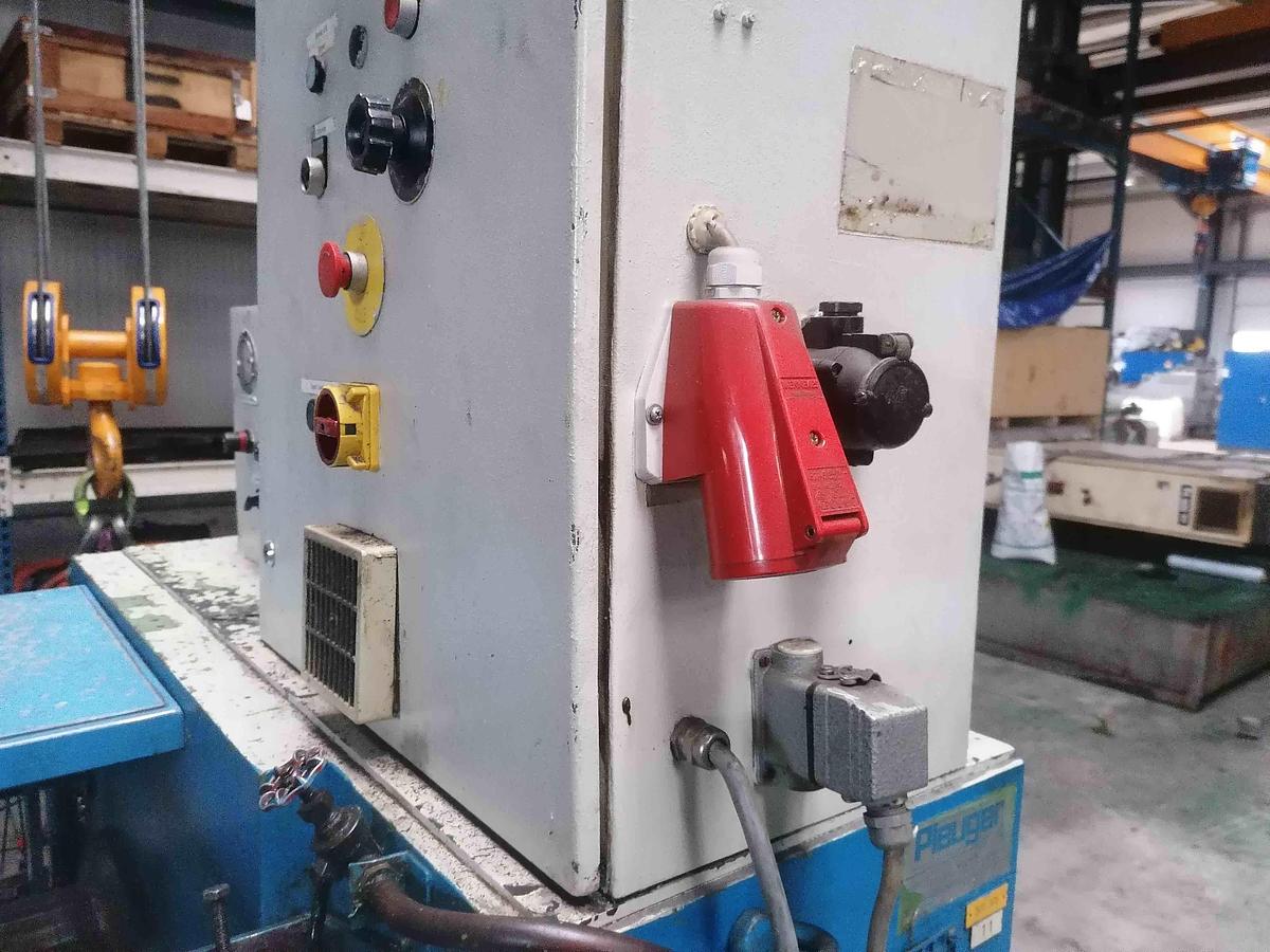 Gebraucht 1997 PLEUGER 600