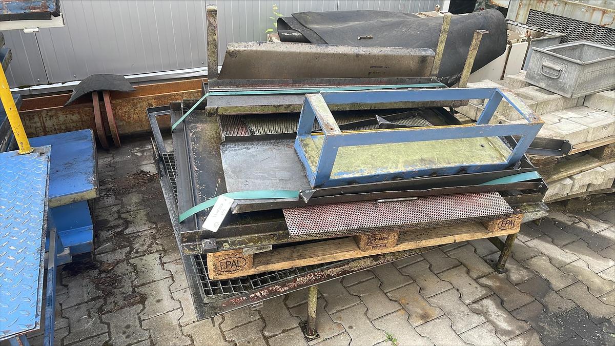 Gebraucht NEDSCHROEF BL4 – 4 Matrizen / 7-Stufen Mehrstufenpresse (Boltmaker)