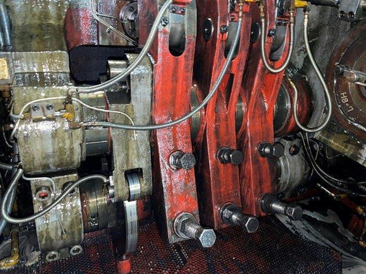 Gebraucht ASAHI OKUMA BF-1310-3 – 3 Matrizen / 3-Stufen Mehrstufenpresse (Progressive Header)