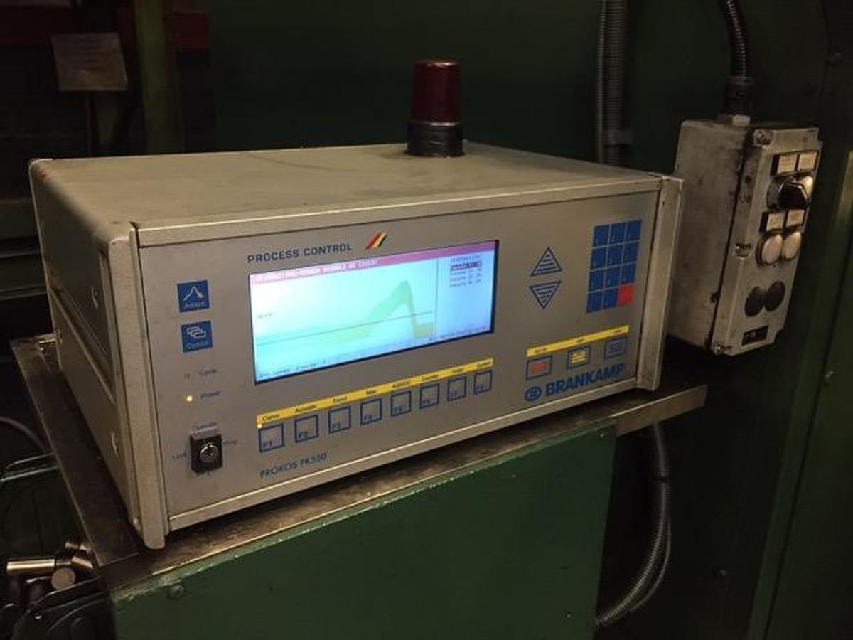 Gebraucht SACMA SP-25U – 4 Matrizen / 4-Schlag Mehrstufenpresse (Cold Header)