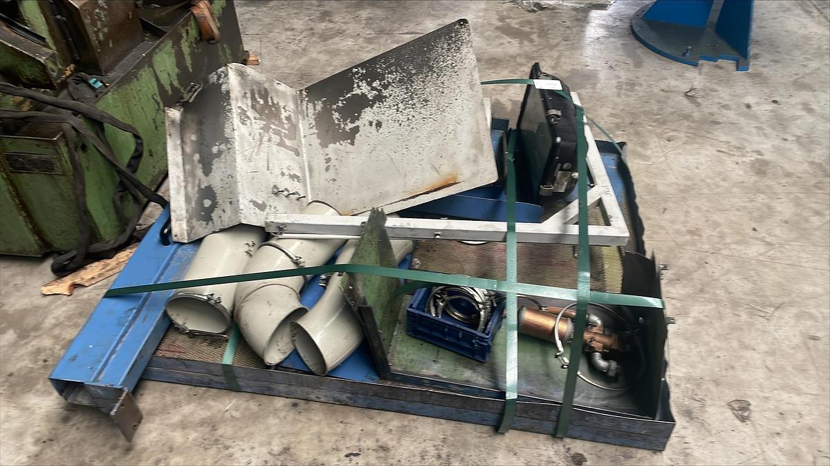 Gebraucht NEDSCHROEF BL4 – 4 Matrizen / 7-Stufen Mehrstufenpresse (Boltmaker)