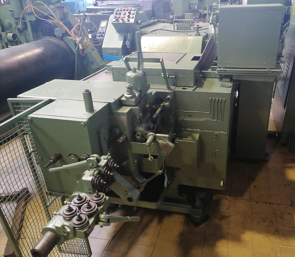 Gebraucht NATIONAL 56 – 2 Matrizen / 3-Schlag Mehrstufenpresse (Cold Header)