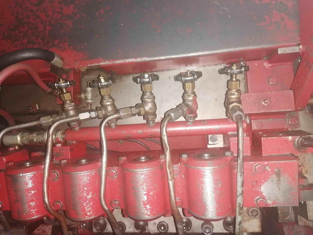 Gebraucht 1981 NATIONAL M12 (124)