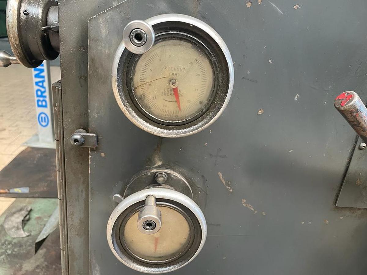 Gebraucht 1985 NATIONAL 51 Rivet Header