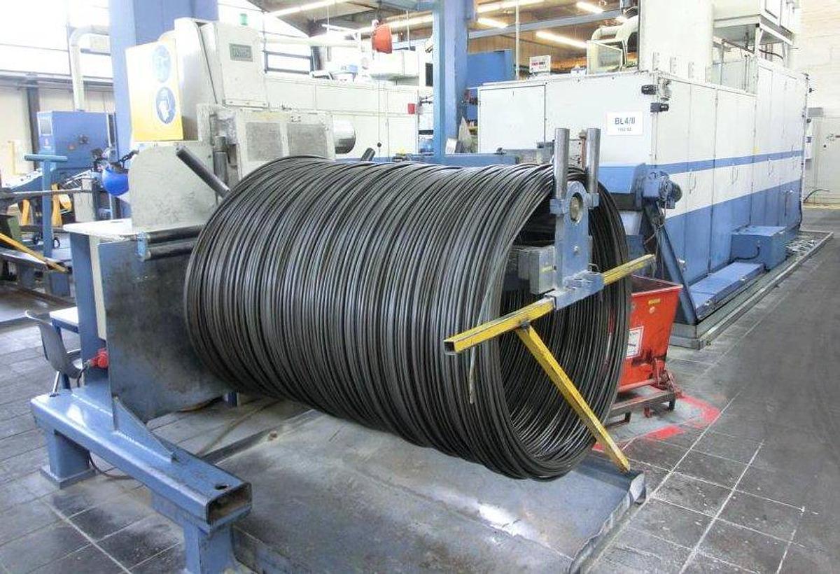 Gebraucht NEDSCHROEF BL4 – 4 Matrizen / 7-Stufen Mehrstufenpresse (Boltmaker)