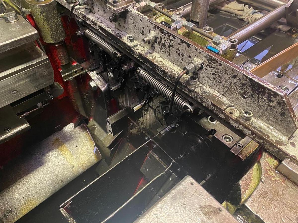 Gebraucht NEDSCHROEF BL4 – 4 Matrizen / 7-Stufen Mehrstufenpresse (Boltmaker)