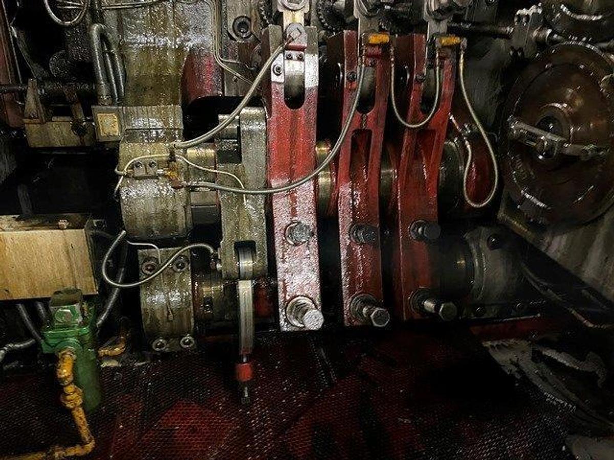 Gebraucht ASAHI OKUMA BF-1310-3 – 3 Matrizen / 3-Stufen Mehrstufenpresse (Progressive Header)