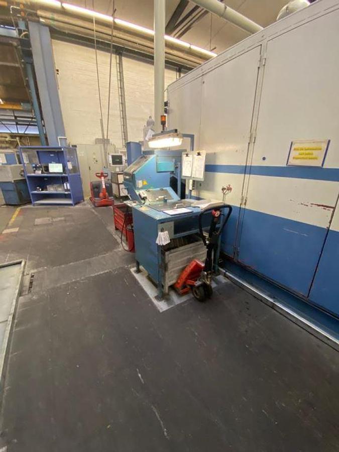 Gebraucht NEDSCHROEF BL4 – 4 Matrizen / 7-Stufen Mehrstufenpresse (Boltmaker)