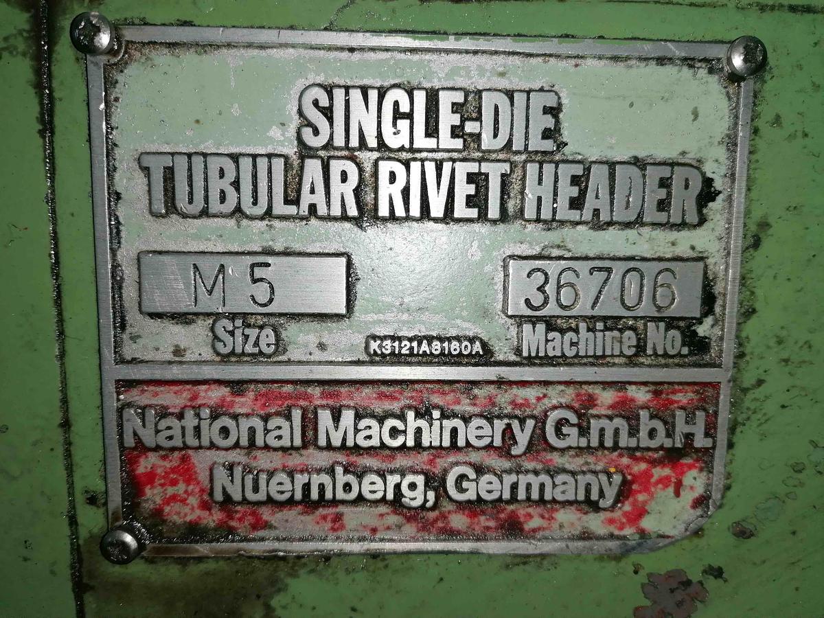 Gebraucht 1982 NATIONAL M5             Rivet Header