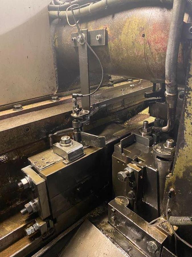 Gebraucht NEDSCHROEF BL4 – 4 Matrizen / 7-Stufen Mehrstufenpresse (Boltmaker)