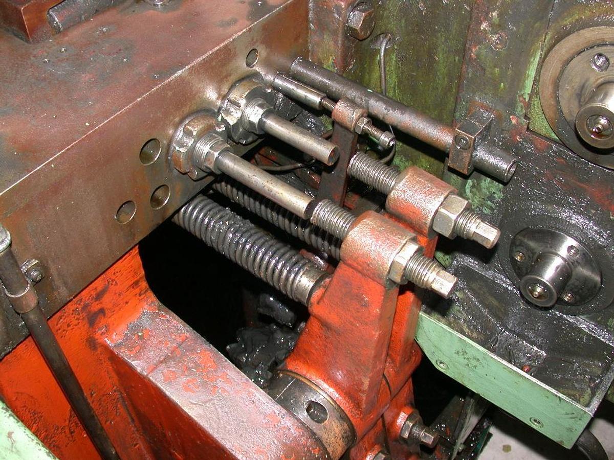 Gebraucht SACMA SP 22 – 2 Matrizen / 2-Schlag Mehrstufenpresse (Cold Header)