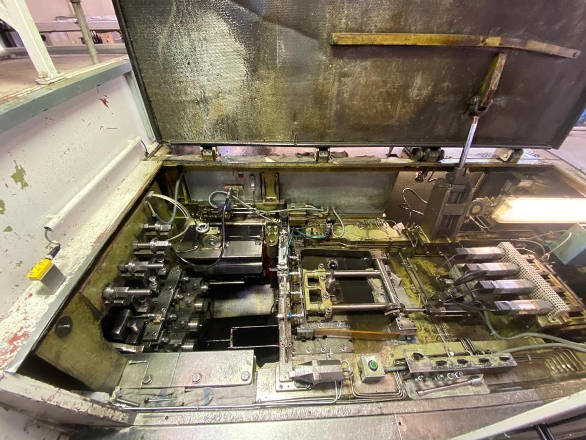 Gebraucht NEDSCHROEF BL4 – 4 Matrizen / 7-Stufen Mehrstufenpresse (Boltmaker)