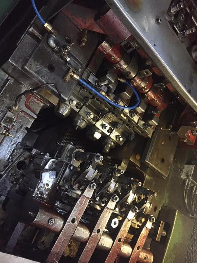 Gebraucht SACMA SP-25U – 4 Matrizen / 4-Schlag Mehrstufenpresse (Cold Header)