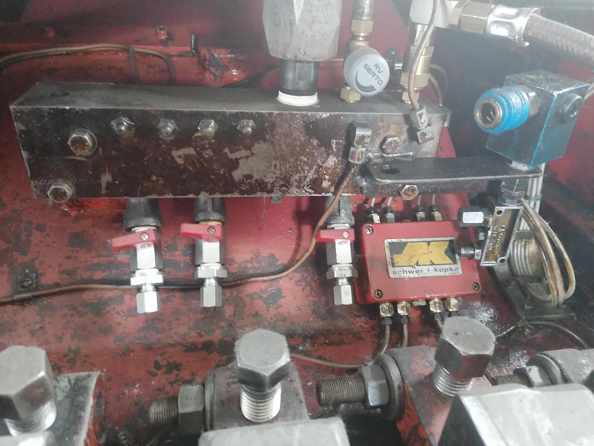 Gebraucht NATIONAL 625 – 5 Matrizen / 6-Stufen Parts Former mit Universaltransfer