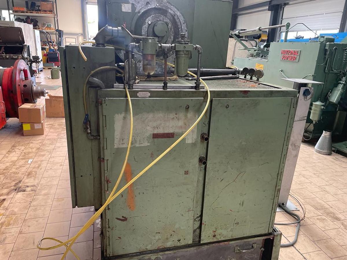 Gebraucht 1980 NATIONAL 51 Rivet Header