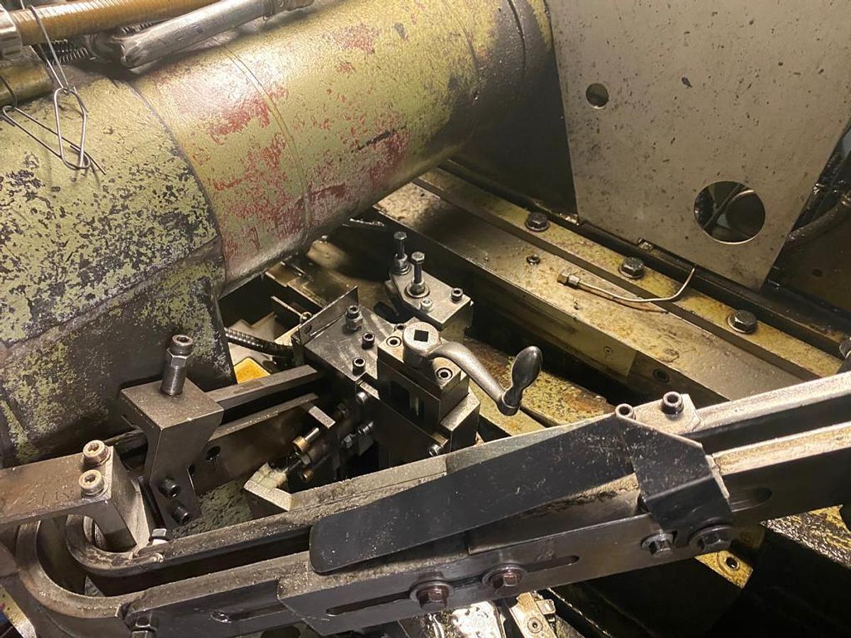 Gebraucht NEDSCHROEF BL4 – 4 Matrizen / 7-Stufen Mehrstufenpresse (Boltmaker)