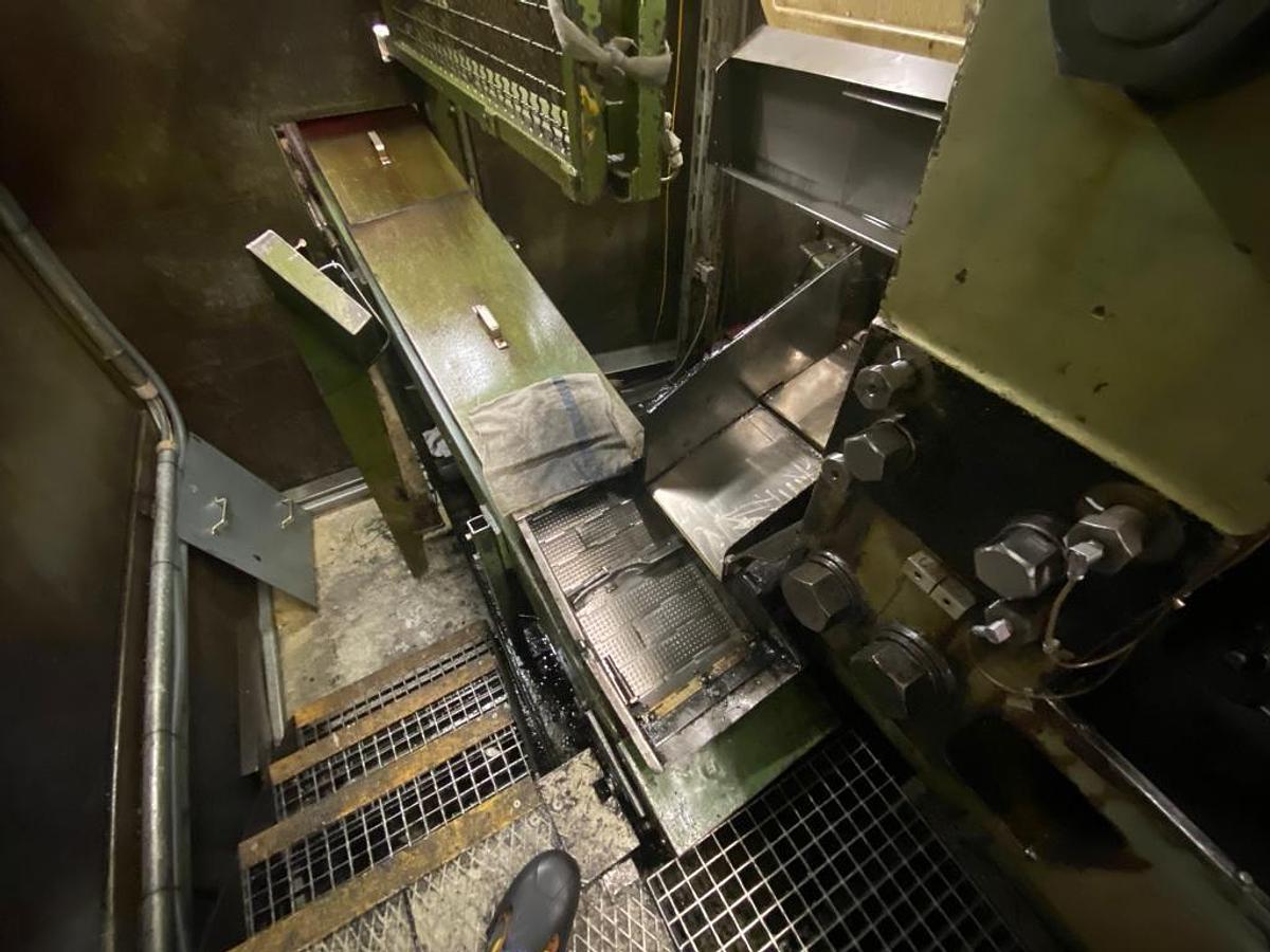 Gebraucht NEDSCHROEF HPT 6 – 4 Matrizen / 7-Stufen Mehrstufenpresse (Boltmaker)