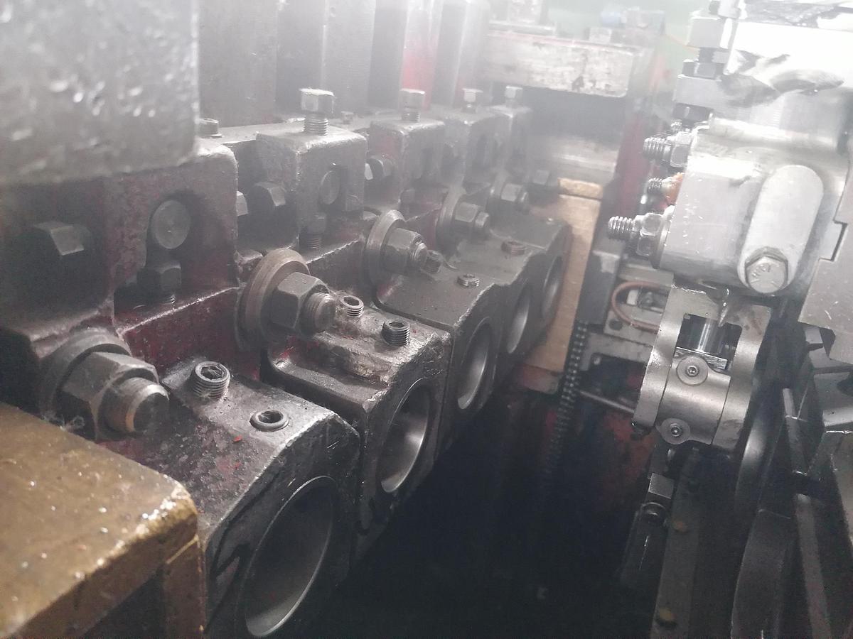 Gebraucht NATIONAL 625 – 5 Matrizen / 6-Stufen Parts Former mit Universaltransfer