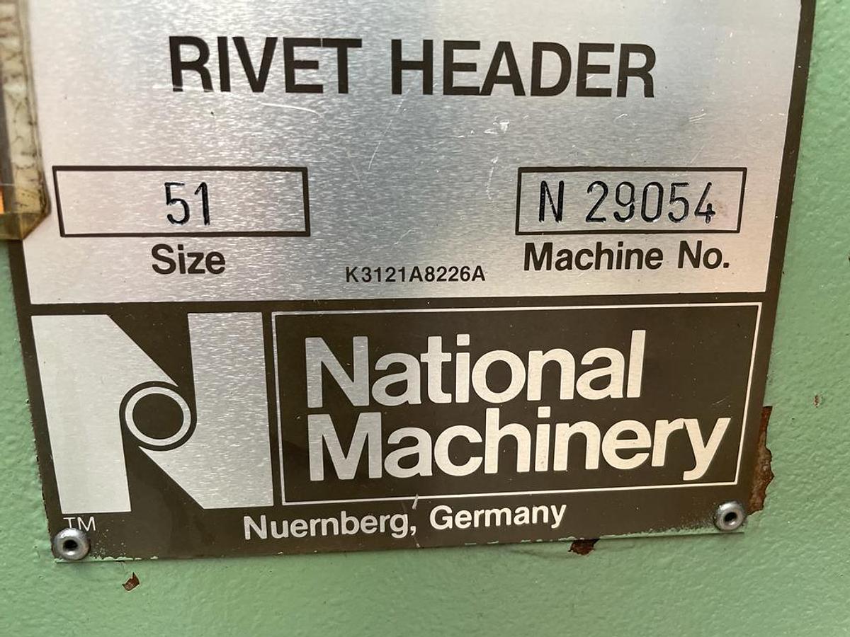 Gebraucht 1980 NATIONAL 51 Rivet Header