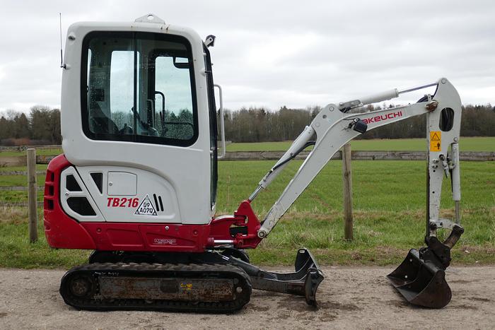 Used 2016 TAKEUCHI TB216