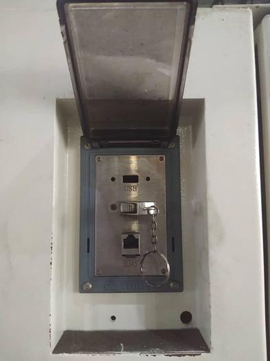 Used 2016 SISTER SV-10H CNC MILLING MACHINE CENTER