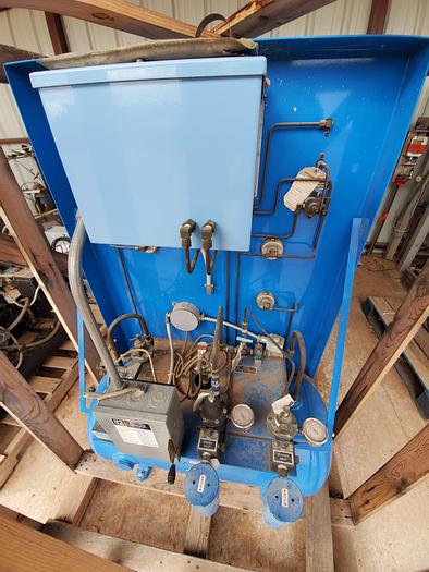 Used Thermco 6105 CO2 Argon Gas Mixer