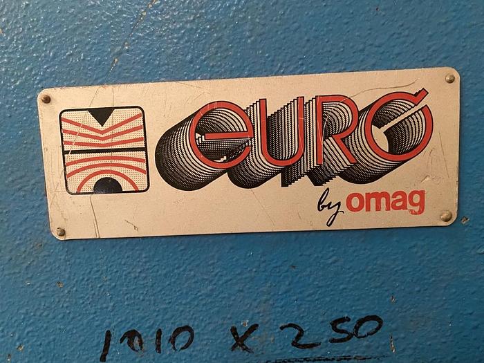 Used 2001 OMAG ES38 3m x 8mm Guillotine Shears