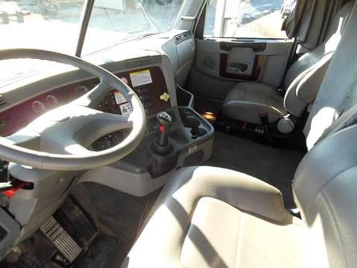 Used 2013 Freightliner NOV E-line