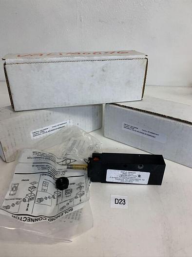 NEW CONTROMATICS BMS-1N HT 0898329 120V-AC 1/4IN NPT SOLENOID VALVE (LOT OF 3)