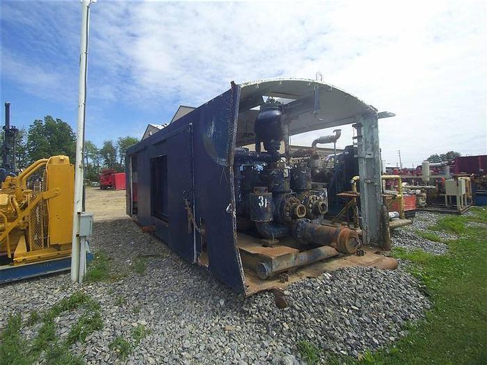 Used 0 Emsco DC-700 Mud Pump & C18 Diesel Engine