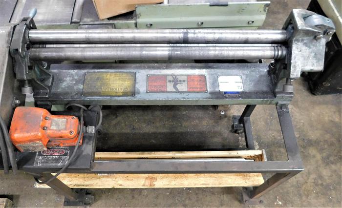 Used Roper Whitney/Pexto 36" x 22ga Power Pinch Roll 318D