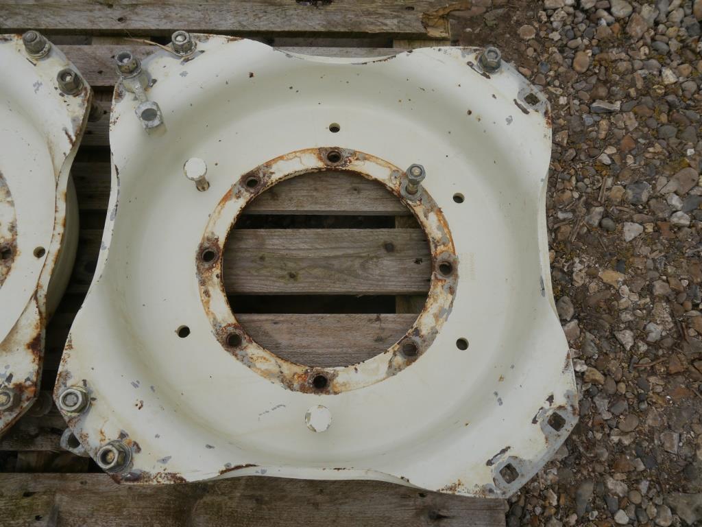 Used New Holland TM Wheel Centres