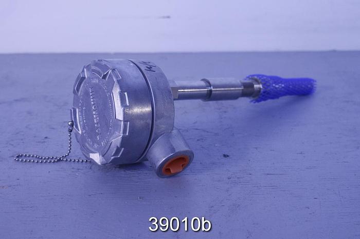Used Rosemount 79 Connection Head with Series 91 9" Thermowell #39010