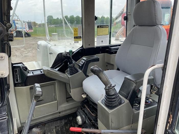 Usato 2008 TAKEUCHI  TB1140