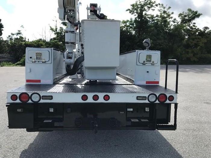 Used Versalift VST36I-MH 41ft Bucket Boom on a 2016 Ford F550 4x4 Reg Cab Truck - C605105