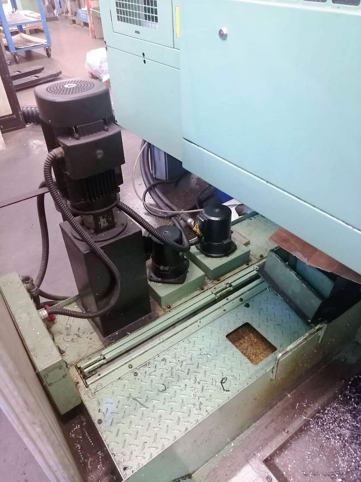 Used Matsuura MC-1000VG - Vertical Machining Centre - 1999