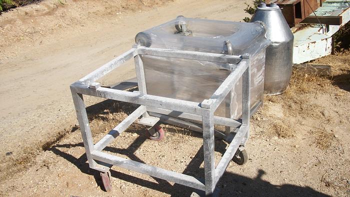Used Cart, 24" x 30" x 25", S/st, 1-1/2" Square Tubing #S741976